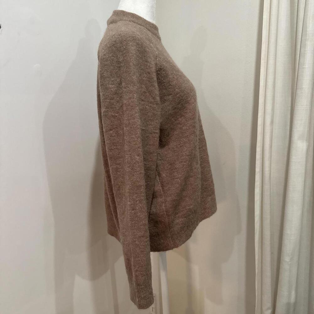 Zara - Picture 2 of 6